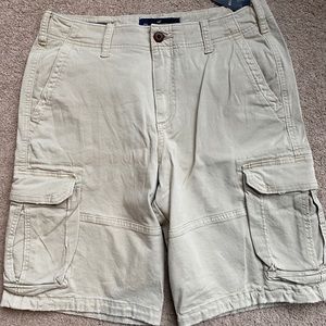 Hollister Tan Cargo Shorts Mens Size 31 NEW with Tags